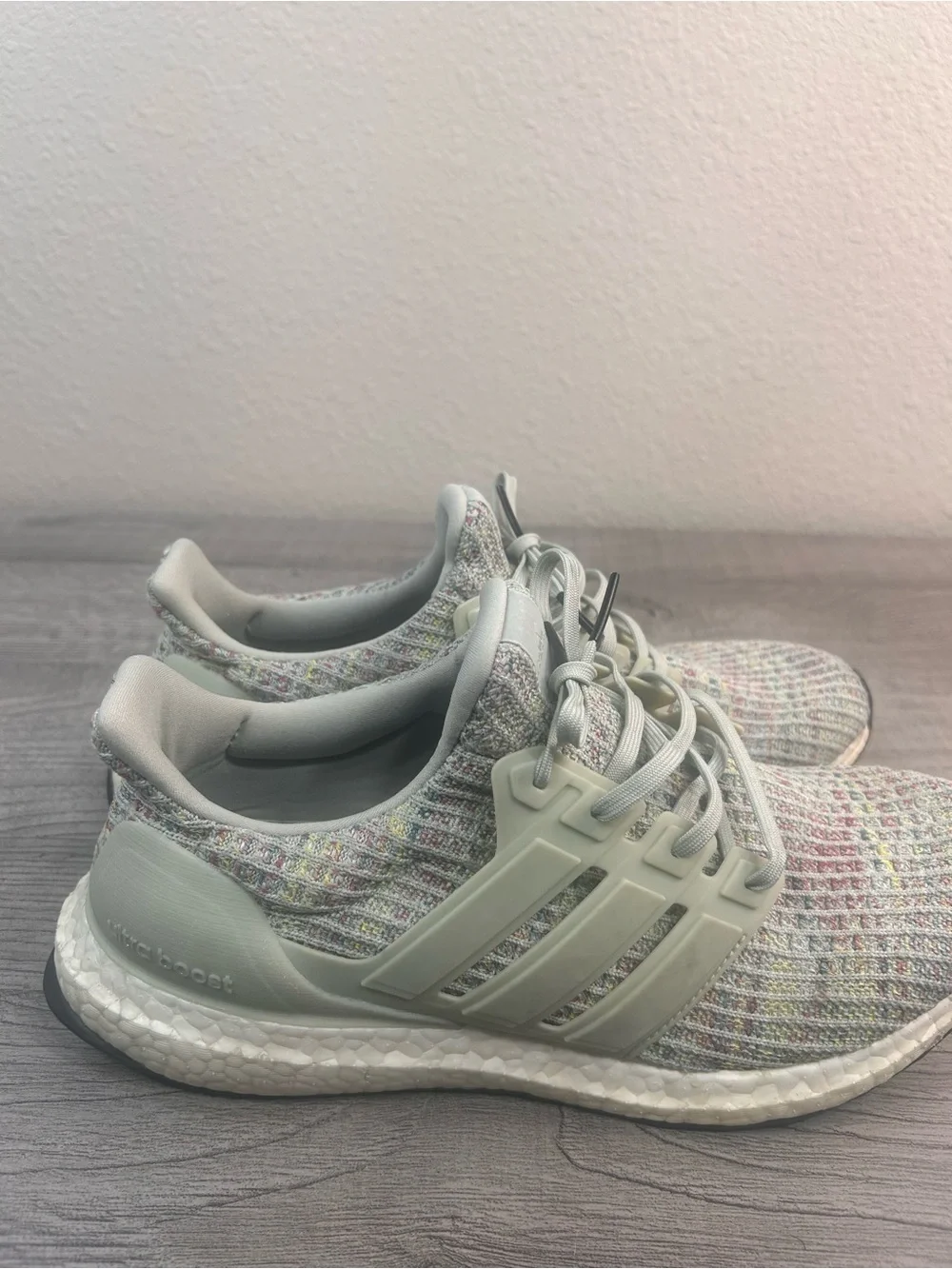 adidas Multicolor Knit Ultra Boost 4 Sneakers with Light Gray Cage Men’s Size 9